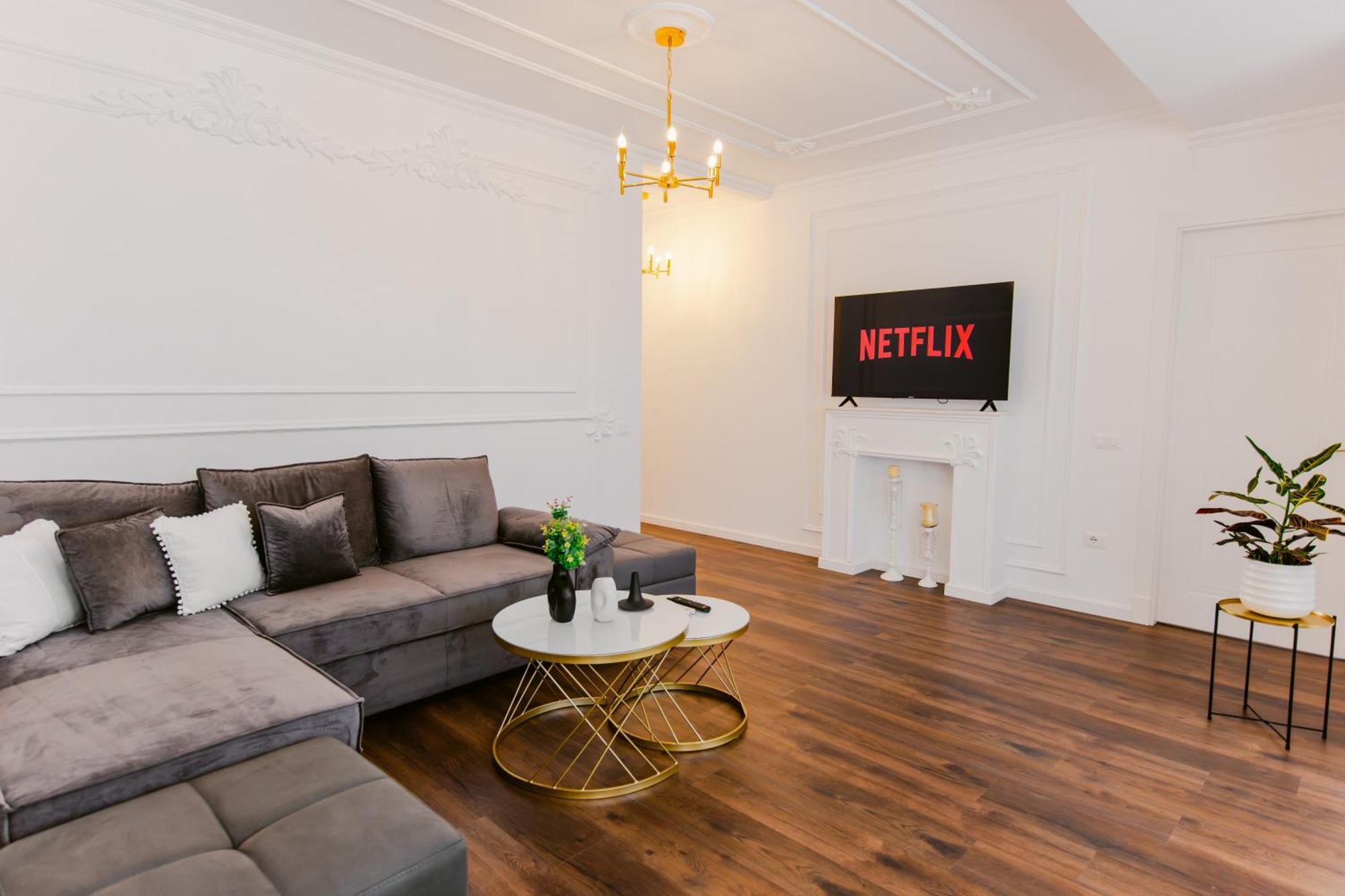 Luxury Rooftop In Astir Apartament